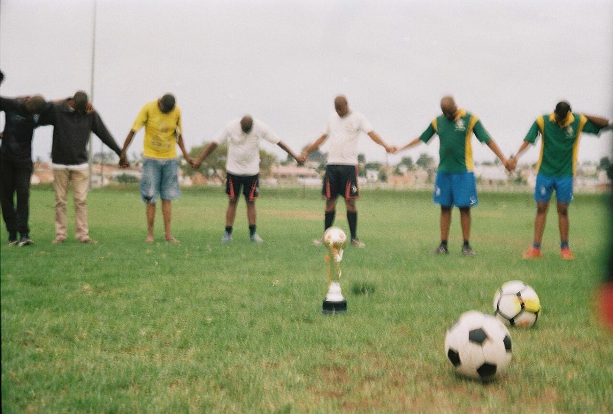 高位压迫越位线：毫厘之间的判与不判